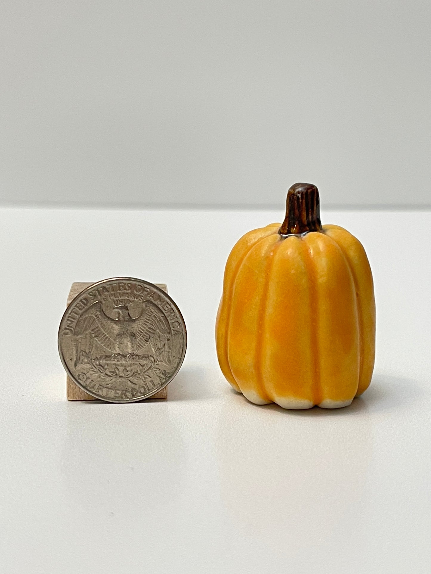 Small Pumpkin - Matte Orange - Tall