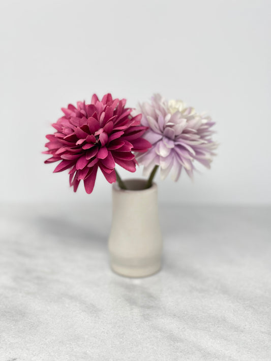 Mommy Pot - Bud Vase