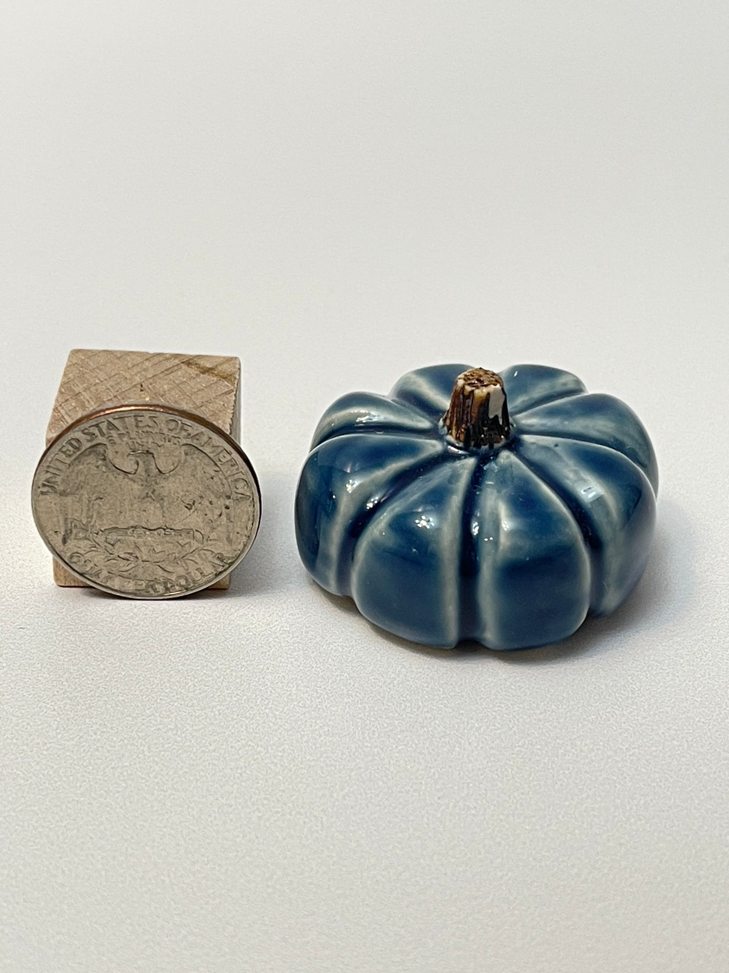 Small Pumpkin - Shiny Blue - Squished